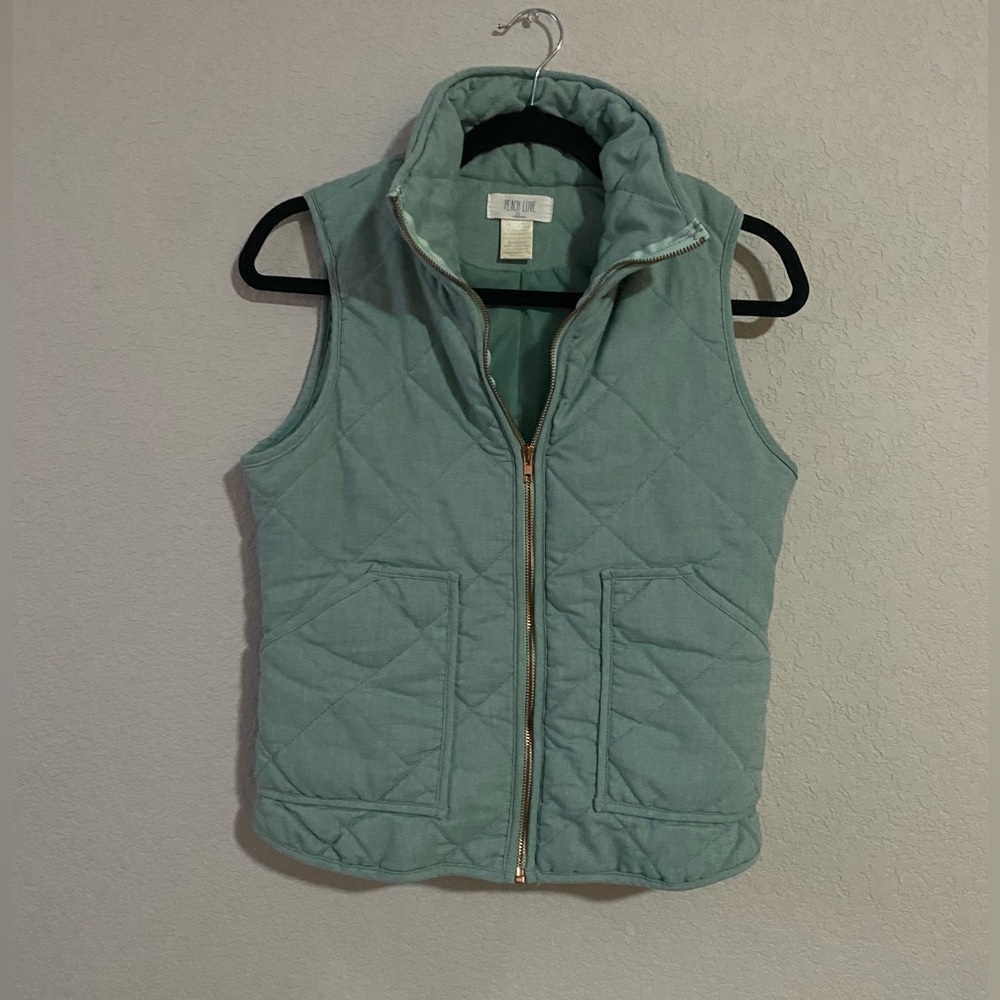 Peach Love California Puffer Vest GUC Size M